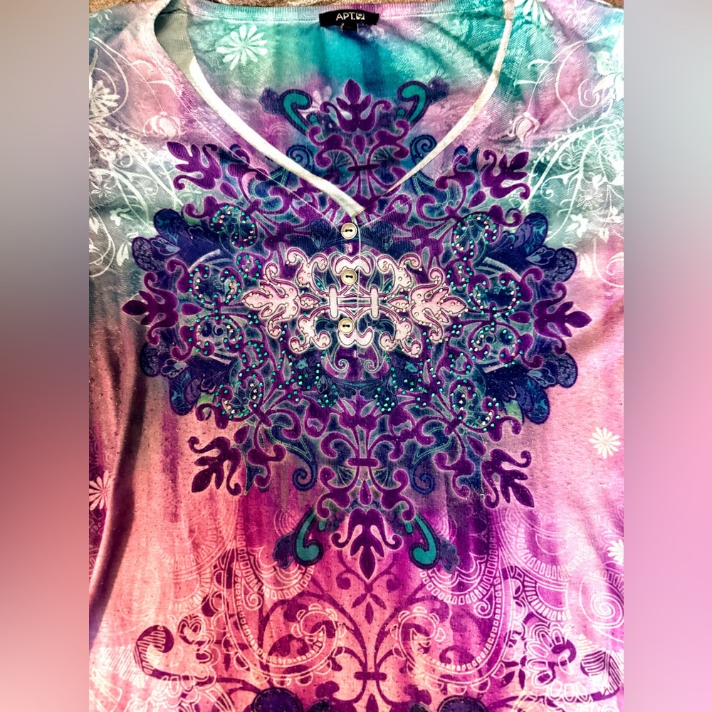 Apt 9 Blue & Purple Embellished Tee Sz XL - Picture 3 of 4